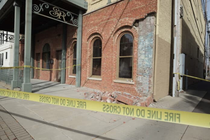 20201015cr building damage