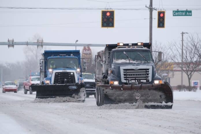 20210216cr snow plows