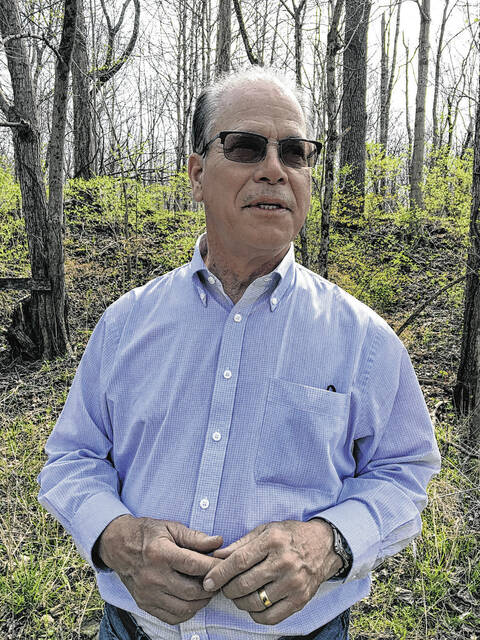 127589817_web1_20211113cr-Braun-Mike