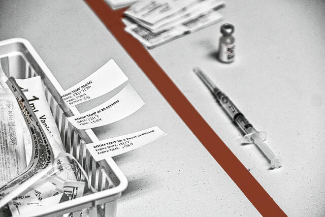 127654148_web1_20211124cr-crh-vaccine-file