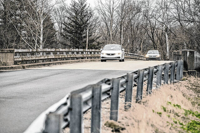 127690740_web1_20211130cr-lowell-road-bridge
