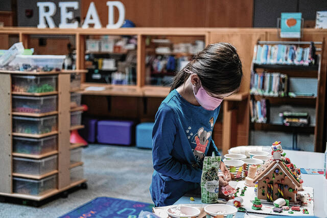 127710841_web1_20211204cr-book-buddies-gingerbread-7