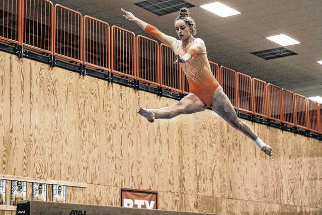 127846926_web1_20211228cr-reagan-mount