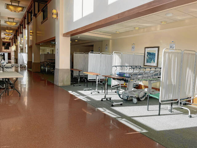 127938260_web1_20220108cr-crh-triage1