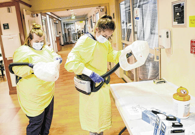 127998846_web1_20220116cr-frontline-health-care-crh-3