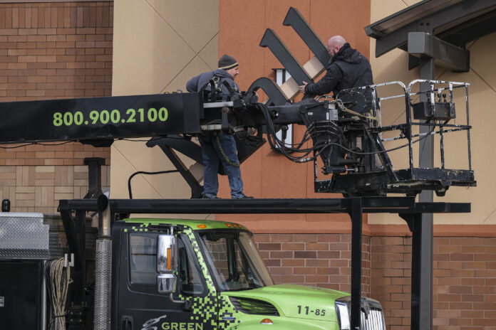 202201xxcr-fair-oaks-sign-removed-4