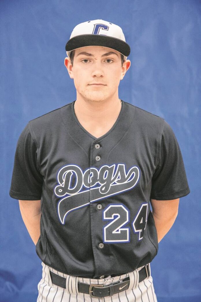 128732313_web1_Zach-McLean