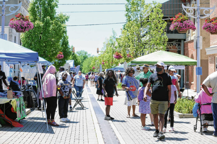 129120598_web1_20220620cr-juneteenth-26