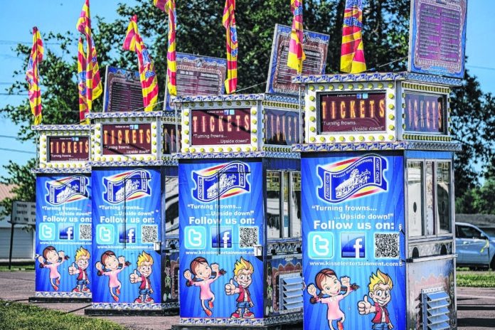 20220220624cr-fair-first-day-4