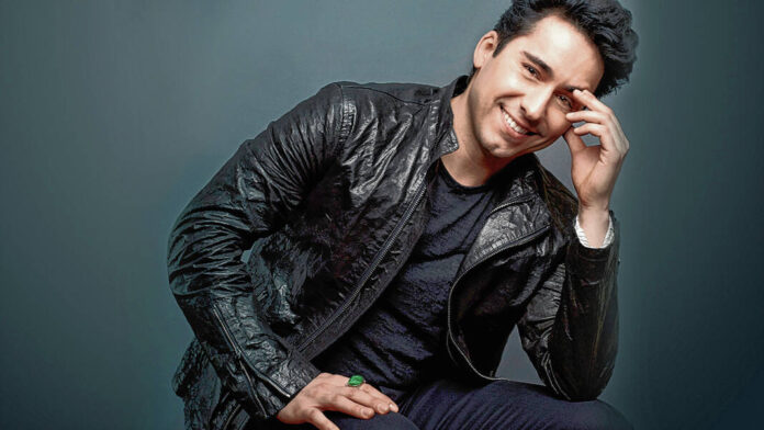 129719377_web1_20220922cr-go-cabaret