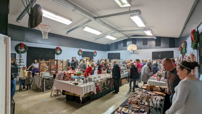 130106136_web1_20221112cr-faith-holiday-markets-1