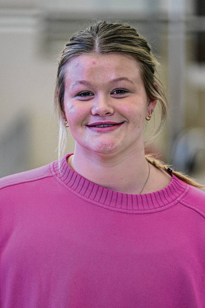 130131435_web1_Cassidy-Furnish