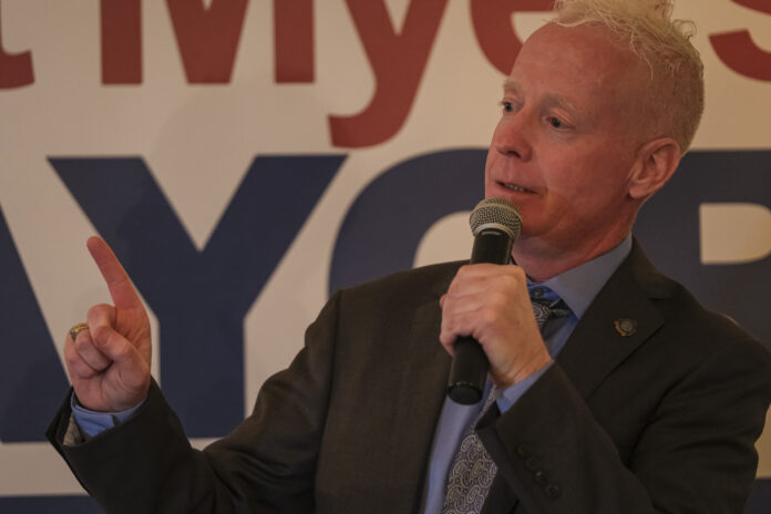 20221110cr-myers-announcement-5