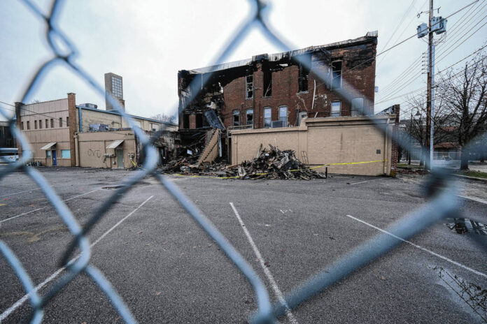 130323851_web1_-20221213cr-fifth-street-fire-update-6