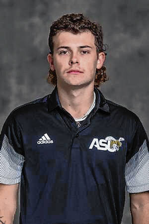 130902761_web1_Kyler-McIntosh