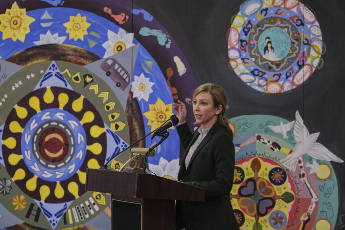 130924860_web1_20220125dj-atterbury-refugees-jv-9