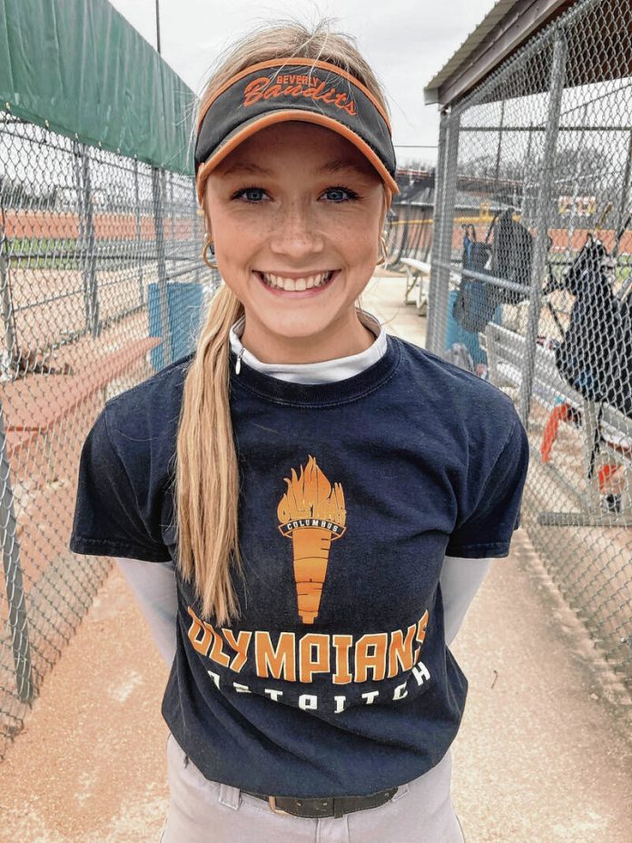 131310740_web1_Kenzie-Foster