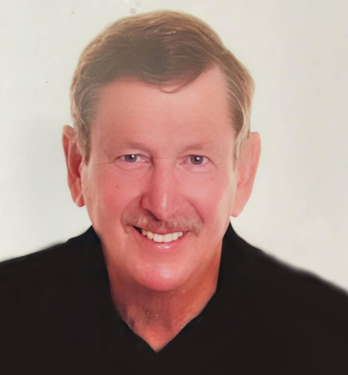 131548181_web1_WebRonnieGater