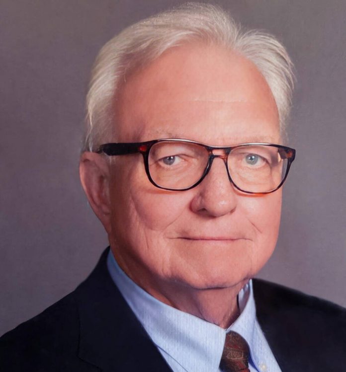 131554913_web1_WebDavidGossman