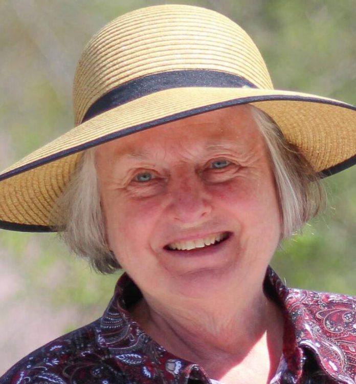 131560515_web1_WebJo-EllenHammack