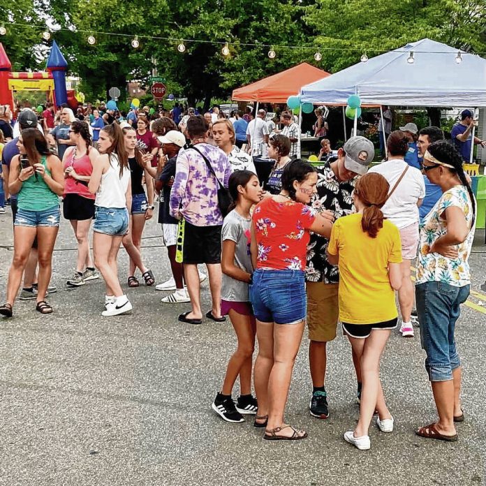 131583808_web1_20230713cr-go-block-party-2