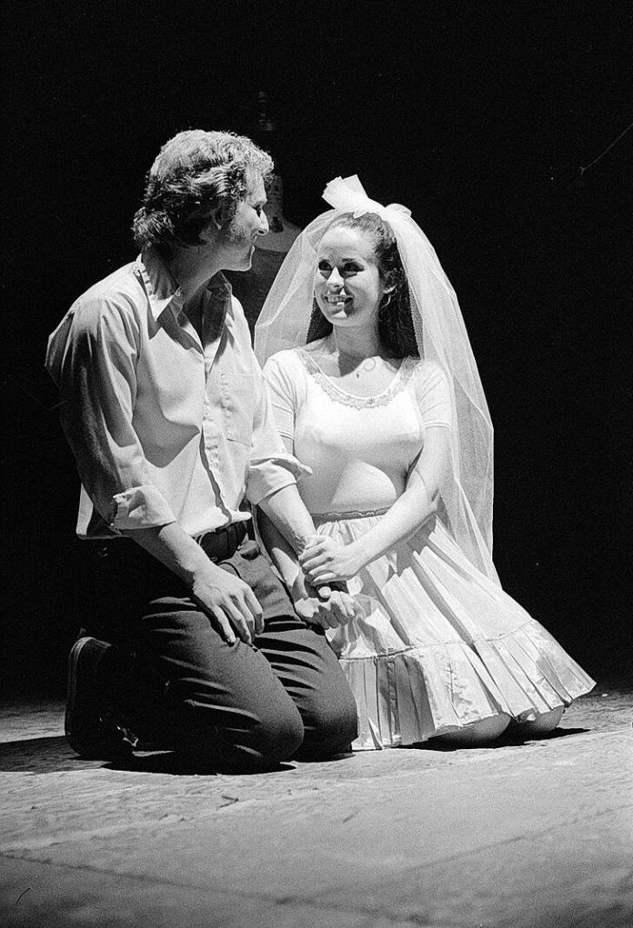 131737268_web1_20230821cr-lkbk