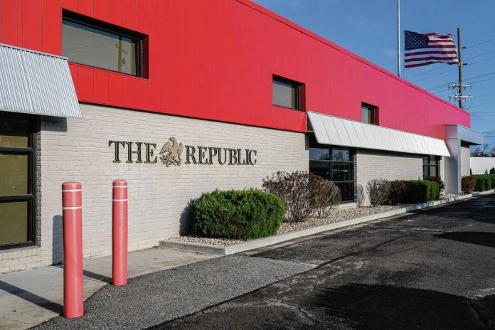 131813520_web1_20220404cr-the-republic-photos-1