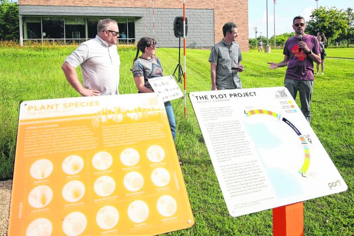 20230827cr-exhibit-tour-15