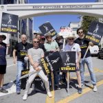 ‘Breaking Bad’ stars reunite on picket line to call for studios to resume negotiations with actors