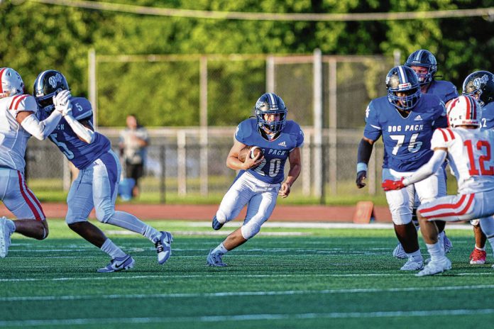 131898137_web1_20230902cr-North-football-15