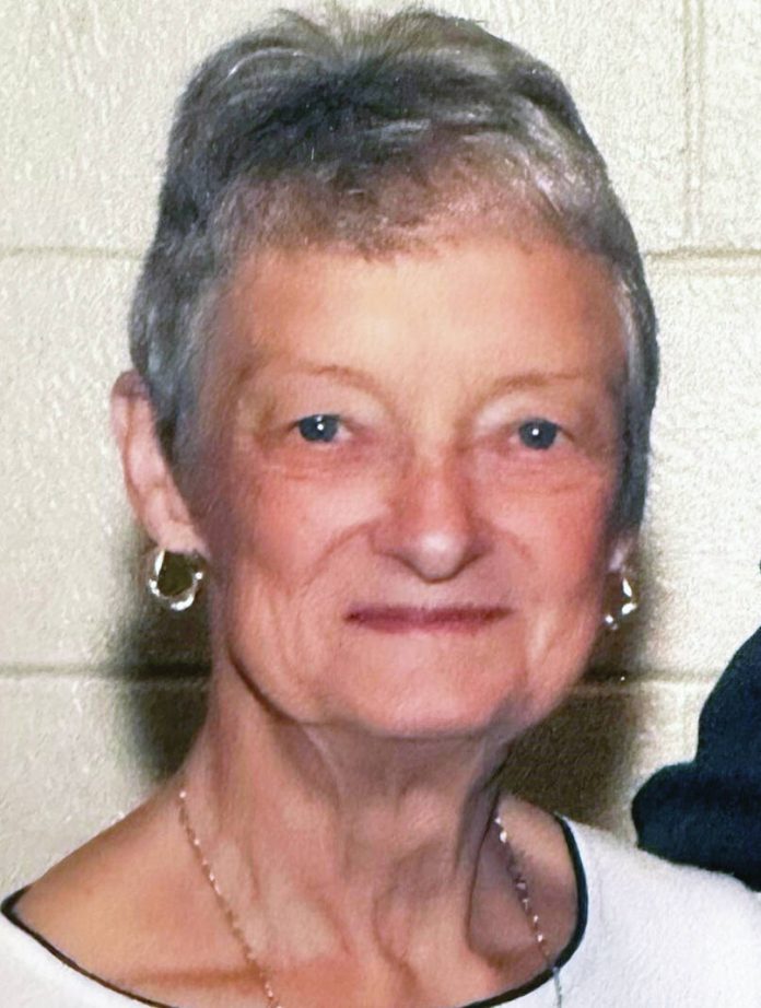 131935401_web1_WebEleanorSettle