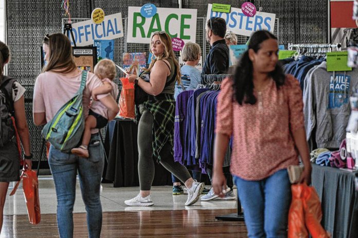 132000005_web1_20230923cr-marathon-packets-6