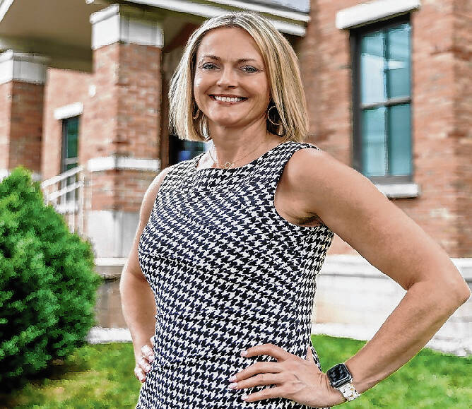 131705972_web1_20230920cr-visitors-executive