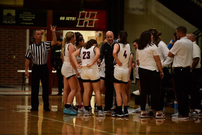 132252745_web1_20231110cr-hauser-girls-bb-tlw120