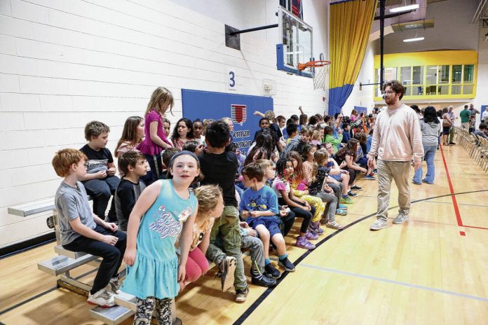 132258378_web1_20230405cr-ffy-annual-mtg-7