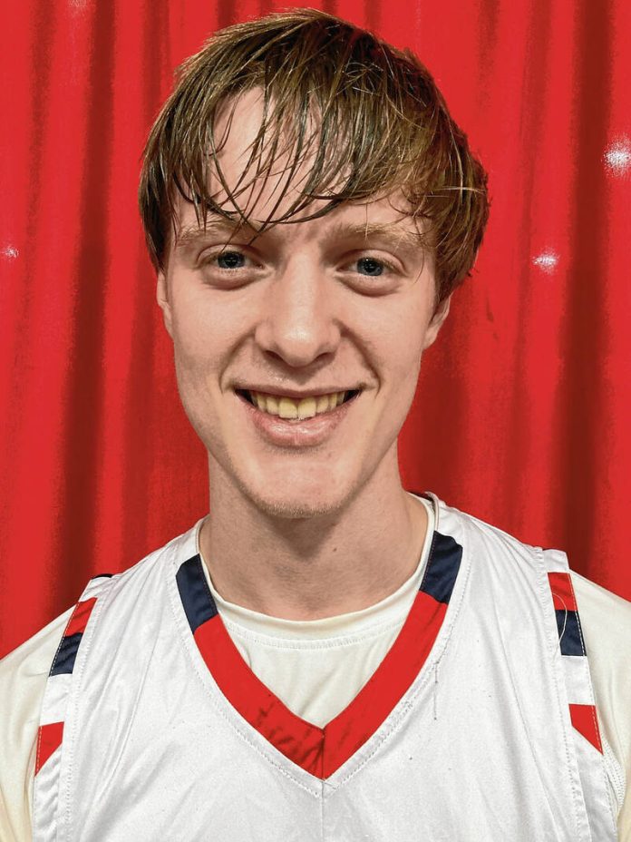 132277616_web1_Peyton-Walden