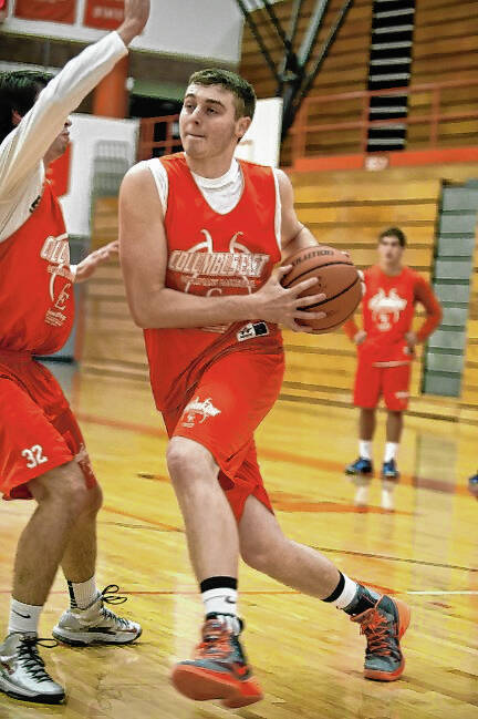 132281929_web1_20231126cr-lkbk