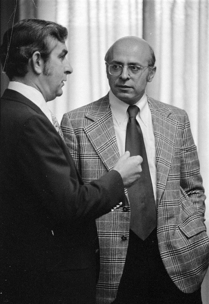 132282346_web1_20231129cr-lkbk