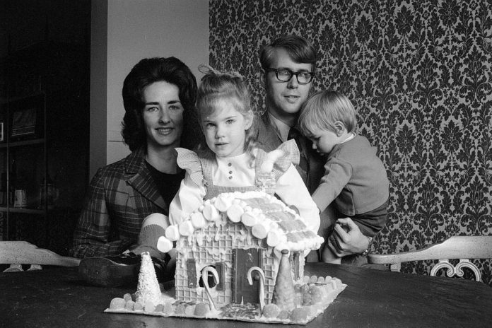 132327314_web1_20231224cr-lkbk