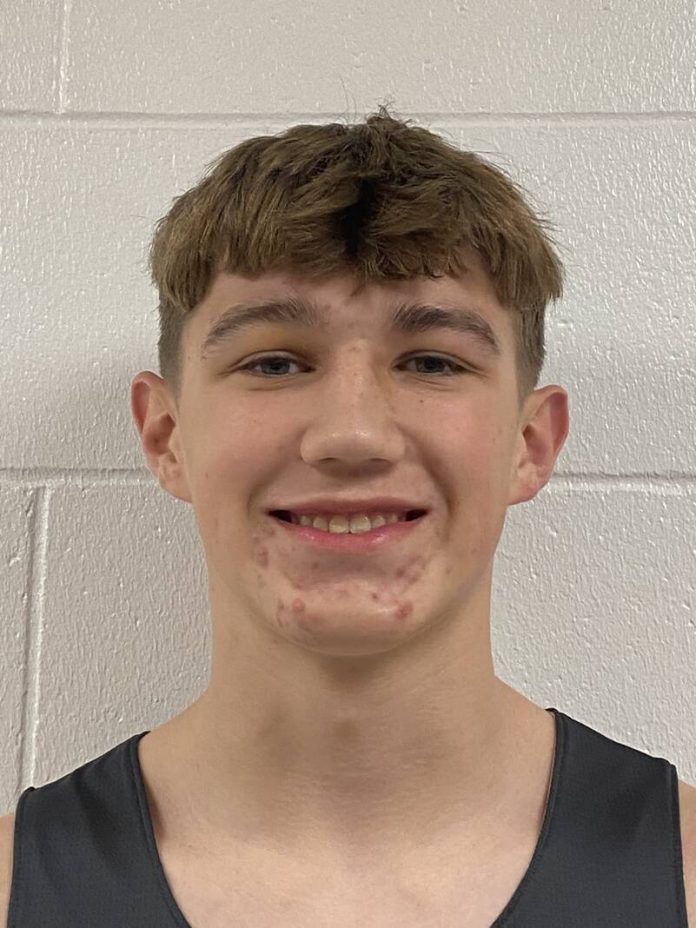 132431588_web1_Alex-Duncan