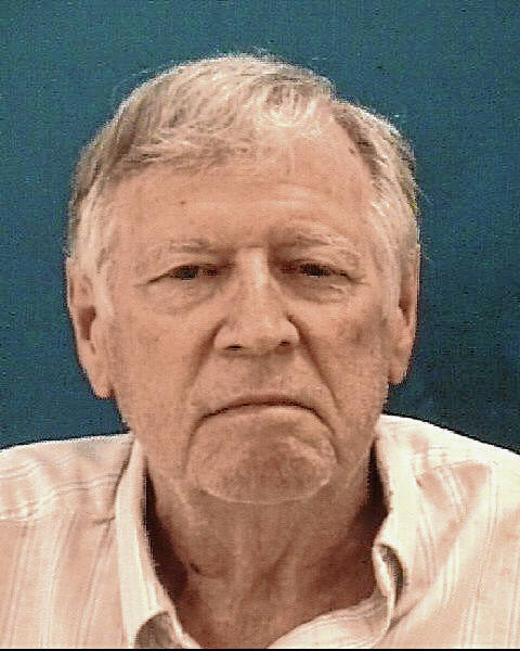 132553567_web1_20220930cr-venable-tom