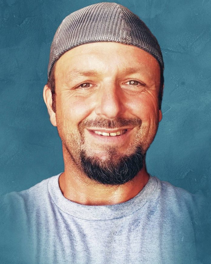 132587968_web1_WebJeremyLonderee