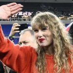 X pauses Taylor Swift searches as deepfake explicit images spread
