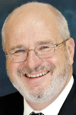 132760598_web1_Krull-John