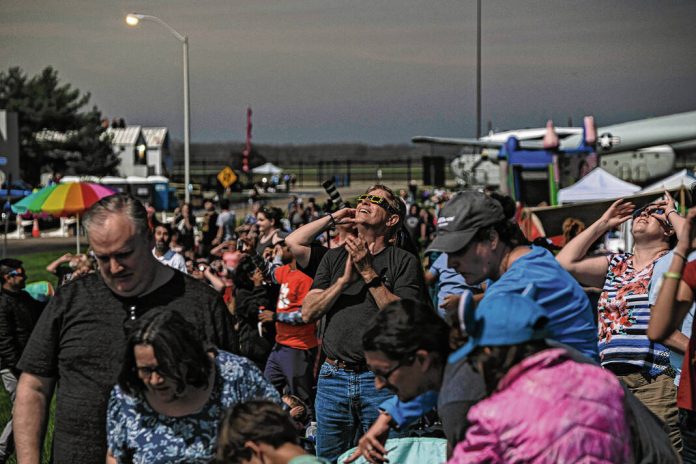 132983450_web1_20240409cr-eclipse-renissance-42