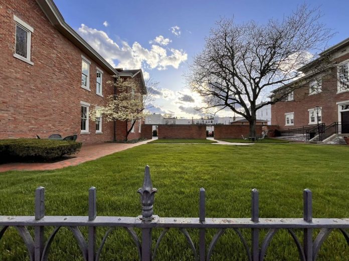 133059707_web1_20240428cr-tybs-blake-castro