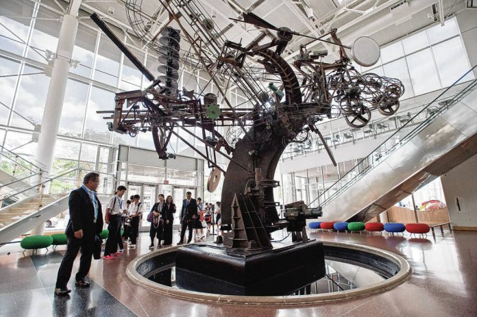 133421180_web1_20220721cr-go-tour