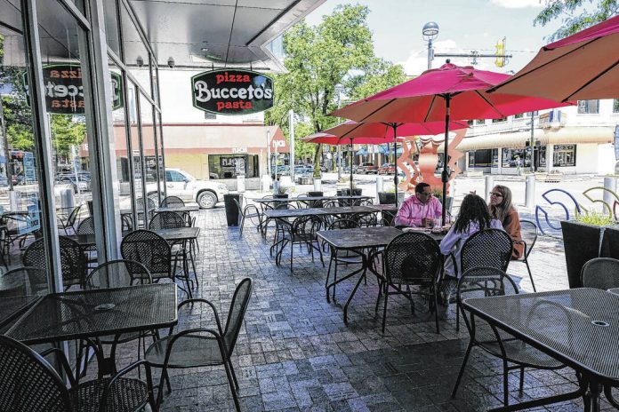 133463832_web1_20230126cr-buccetos