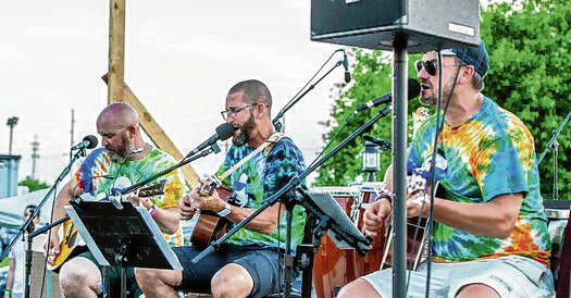 133506277_web1_20240619cr-hogstock-1