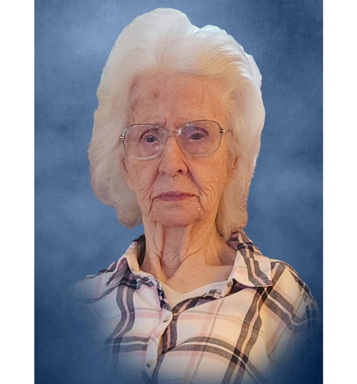 133633620_web1_WebAnnaLouiseDewees